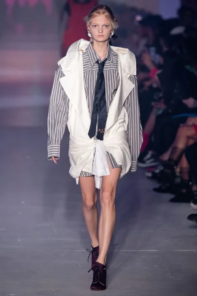 Look 47